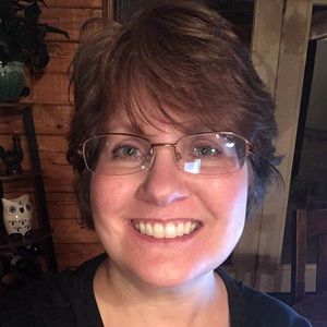 Meet your Posher, Julie